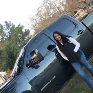 Meet your Posher, Maritza